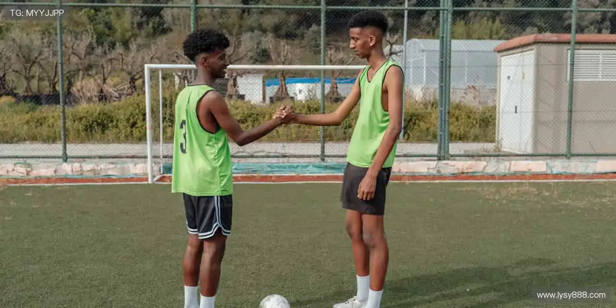 突破屏幕界限,直击赛场心跳!📺⚡️